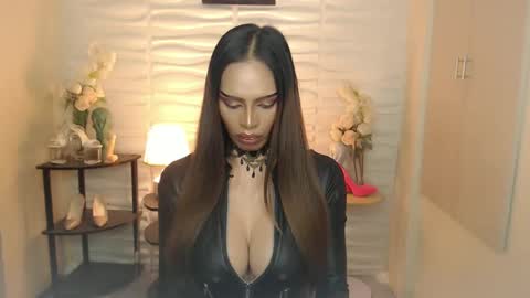 Mistress MikeyAlawi online show from 12.03.24