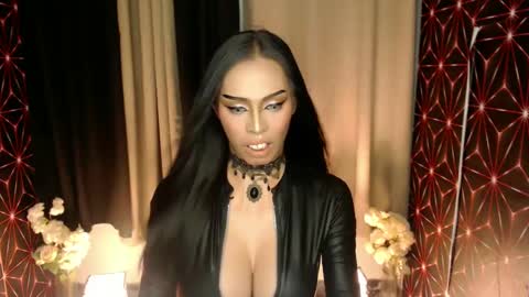 Mistress MikeyAlawi online show from 03.04.25