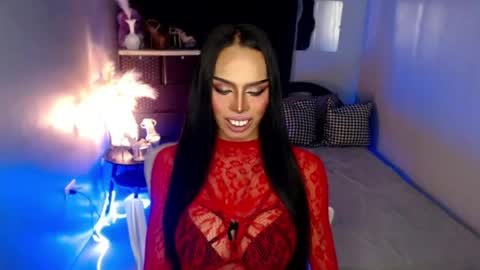 Snapshot of mikeyalawi03 chatting on 06.25.26 Mistress MikeyAlawi online show from 06.25.26