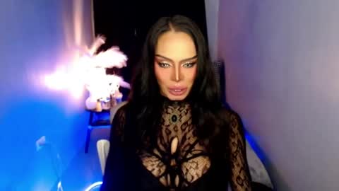 Snapshot of mikeyalawi03 chatting on 06.29.26 Mistress MikeyAlawi online show from 06.29.26