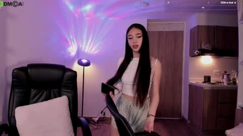 VIOLETAMIKE online show from 05.19.26