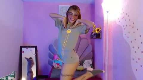 Mikka 3 online show from 09.24.25