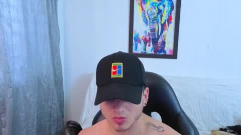 MIKKE online show from 11.23.25