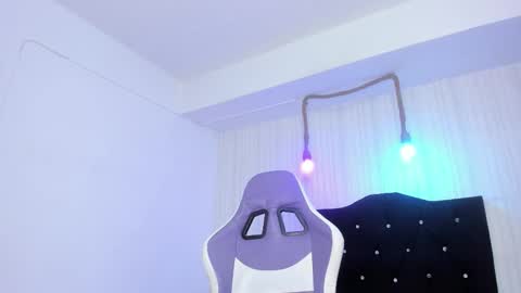   miku katsuragi  online show from 02.27.26