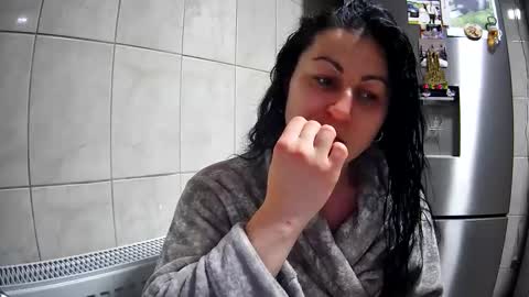 Mikyloveu online show from 02.26.25