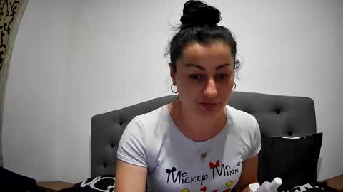 Mikyloveu online show from 03.08.25