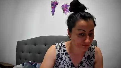 Mikyloveu online show from 06.27.26