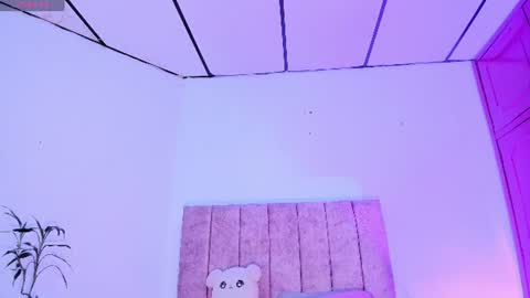 mila_1wood online show from 06.19.26