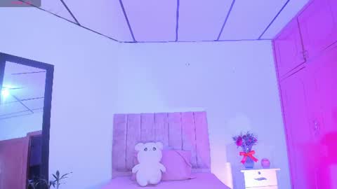 mila_1wood online show from 07.25.26