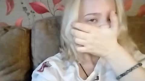 Snapshot of mila_420 chatting on 09.14.25 Mila 420 online show from 09.14.25