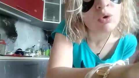 Snapshot of mila_420 chatting on 09.19.25 Mila 420 online show from 09.19.25