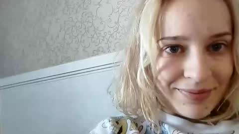 Snapshot of mila_420 chatting on 09.29.25 Mila 420 online show from 09.29.25