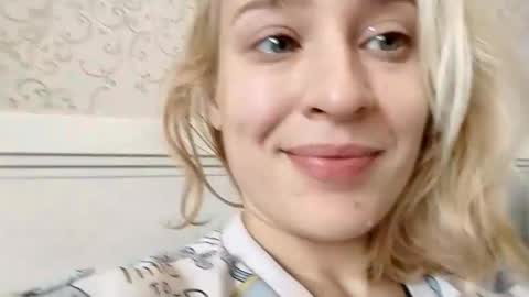 Snapshot of mila_420 chatting on 09.30.25 Mila 420 online show from 09.30.25