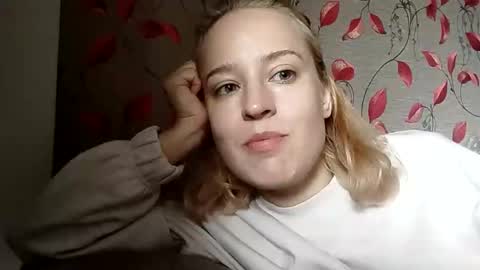 Snapshot of mila_420 chatting on 10.05.25 Mila 420 online show from 10.05.25