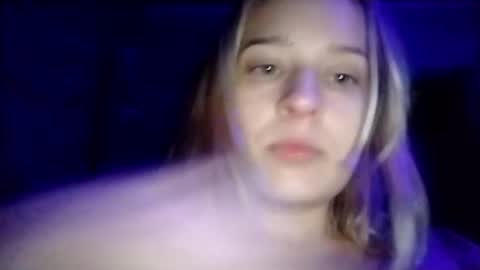 Snapshot of mila_420 chatting on 11.04.25 Mila 420 online show from 11.04.25