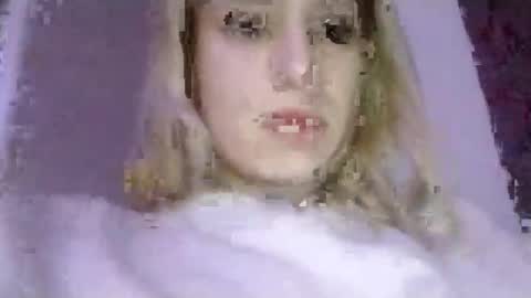 Snapshot of mila_420 chatting on 11.08.25 Mila 420 online show from 11.08.25