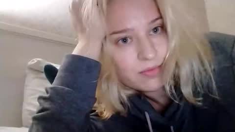 Snapshot of mila_420 chatting on 11.16.25 Mila 420 online show from 11.16.25