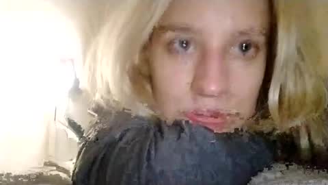 Snapshot of mila_420 chatting on 11.19.25 Mila 420 online show from 11.19.25