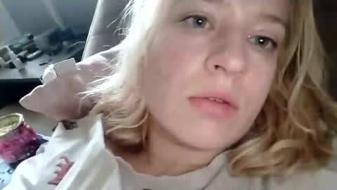 Snapshot of mila_420 chatting on 11.25.25 Mila 420 online show from 11.25.25