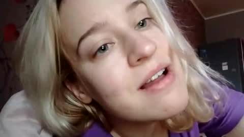 Snapshot of mila_420 chatting on 11.28.25 Mila 420 online show from 11.28.25