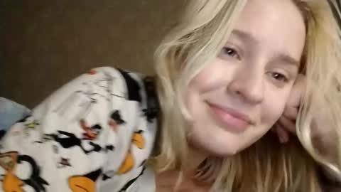 Mila 420 online show from 12.19.25