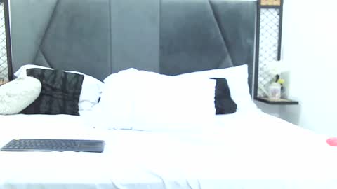 mila_adamss online show from 02.09.25