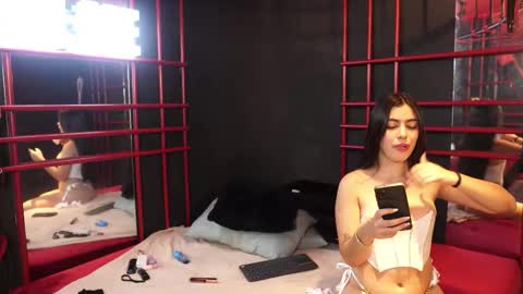 Mila and Nia  online show from 11.02.25