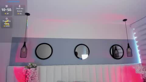 mila_hank online show from 09.09.25