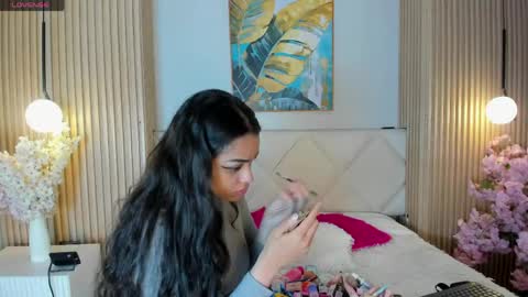 mila_hank online show from 05.25.26