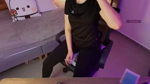 Milena  online show from 04.17.26