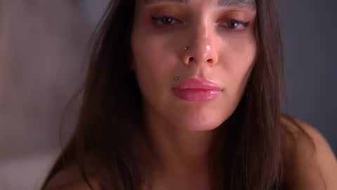 mila may  online show from 02.09.25