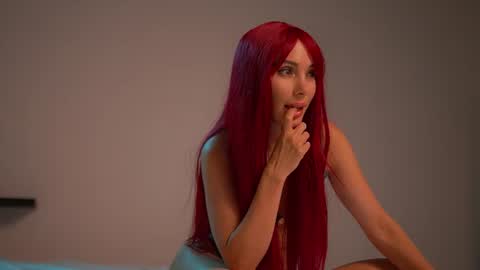 mila may  online show from 07.04.26