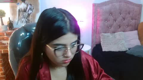 mila_quin online show from 04.04.26