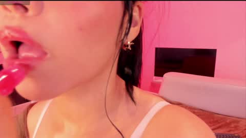 Mila online show from 02.06.25