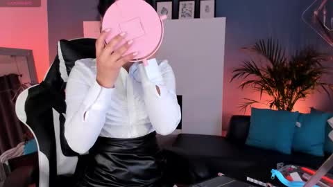 Mila online show from 10.29.25