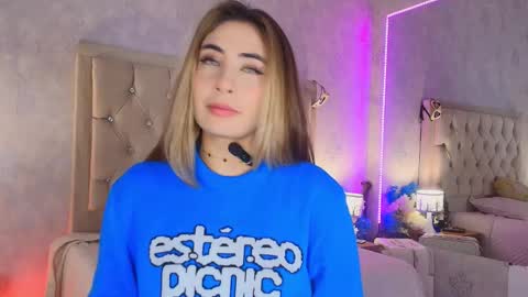 Snapshot of mila_smirnovavk chatting on 03.23.26 MILA online show from 03.23.26