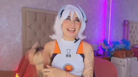 Snapshot of mila_smirnovavk chatting on 04.11.26 MILA online show from 04.11.26