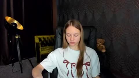 Snapshot of milaaddam chatting on 07.07.26 Milla online show from 07.07.26