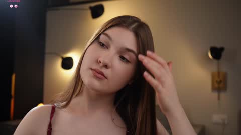 Snapshot of milablum chatting on 12.18.24 milablum online show from 12.18.24