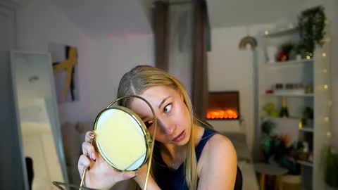 MilaBunny1 online show from 02.10.26