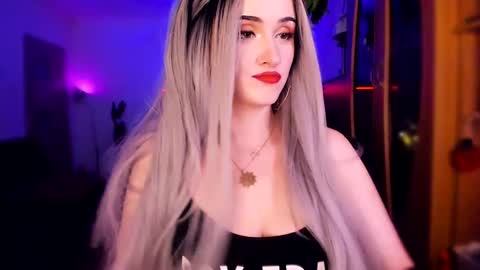 MiladyJolie online show from 01.17.25