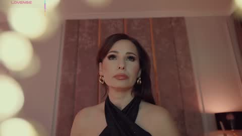 Snapshot of miladystarlight chatting on 10.24.25 online show from 10.24.25