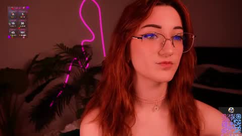 Snapshot of milaflameee_ chatting on 06.11.26 Mila . online show from 06.11.26