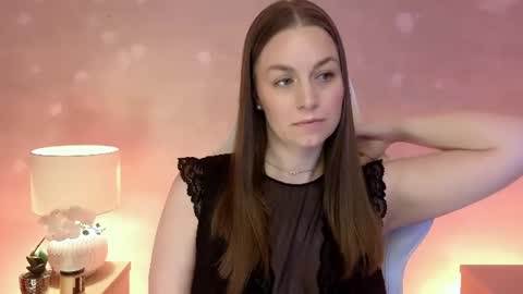 Mila Fleur online show from 07.08.26
