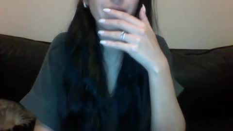 MilaGabor online show from 11.25.25