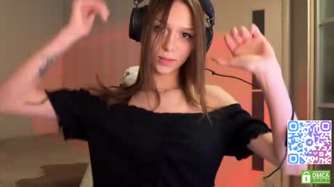 milamiuu online show from 07.15.26