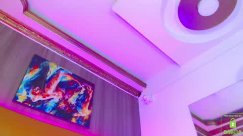 Snapshot of milan_delrey chatting on 12.24.24 Sweet Milan online show from 12.24.24