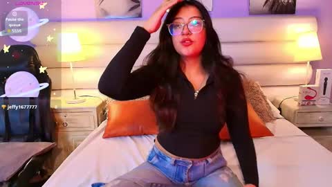 milan_sweetie online show from 05.26.26