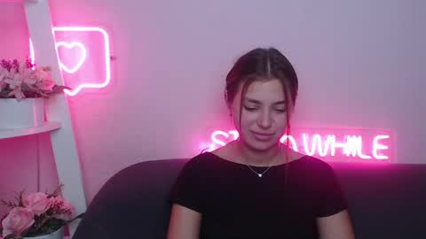 milanaangelas online show from 01.26.25