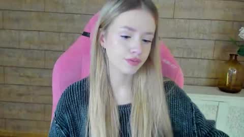 MilanaBalmain online show from 10.04.25